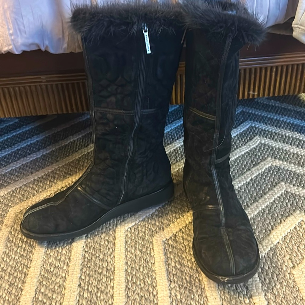 Donald J Pliner calf boots